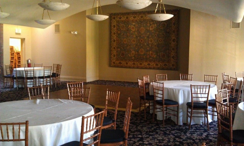 Claire and Benjamin’s wedding, photo 2 — reception dining room